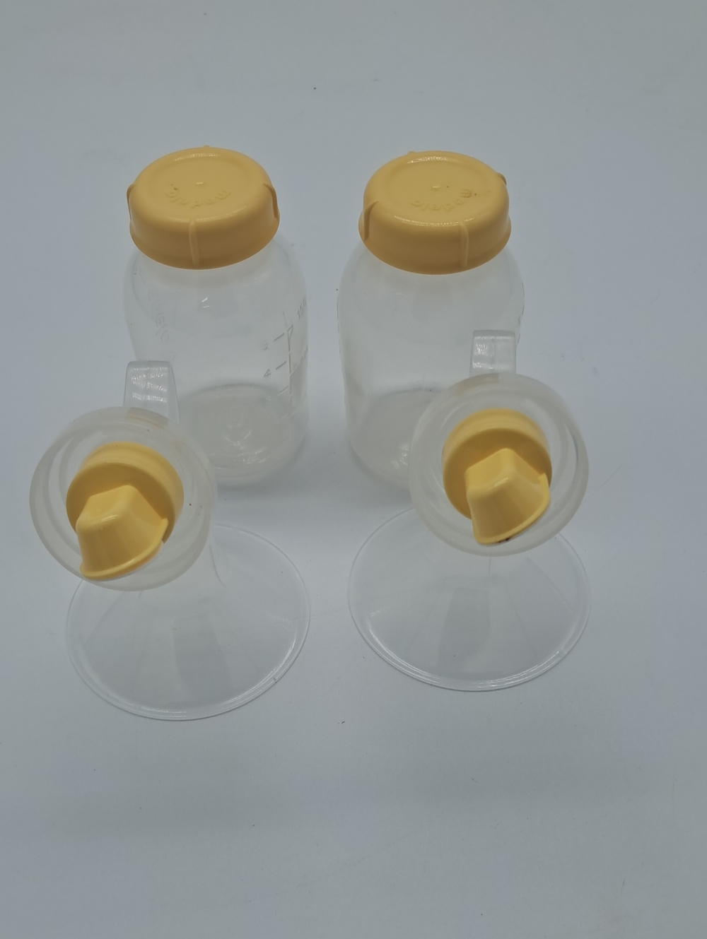 Medela Personal Fit Flange With 5 Ounce Milk Storage Bottle
